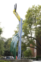 Roy%20Lichtenstein%2C%20%3Cb%3E%3Ci%3E%20Brushstrokes%3C%2Fi%3E%3C%2Fb%3E%2C%201996%2C%20painted%20aluminum%2C%20Gift%20of%20Prudence%20M.%20Miller%20and%20her%20Family%2C%20%26%23169%3B%20Estate%20of%20Roy%20Lichtenstein%2C%202004.89
